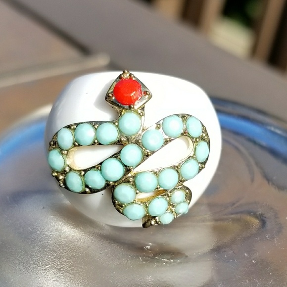 Jewelry - Vintage abstract colorful ring